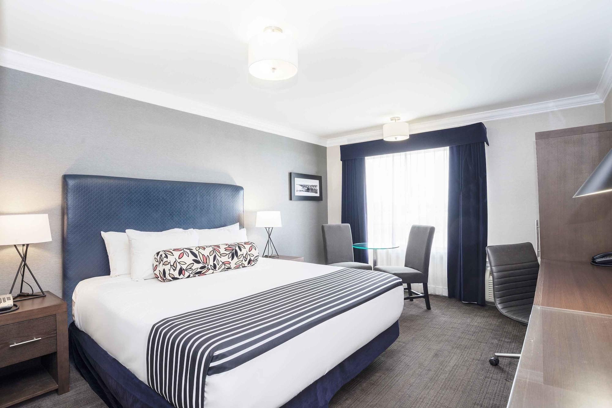 Sandman Signature Prince George Hotel Bagian luar foto