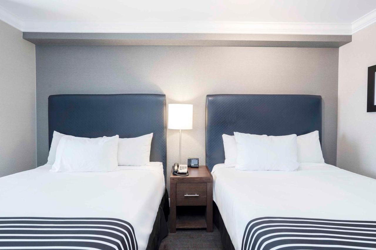 Sandman Signature Prince George Hotel Bagian luar foto